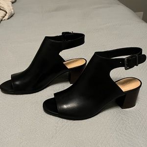 Clarks Deloria Gia Women's Slingback Leather Block Heel 7.5 M